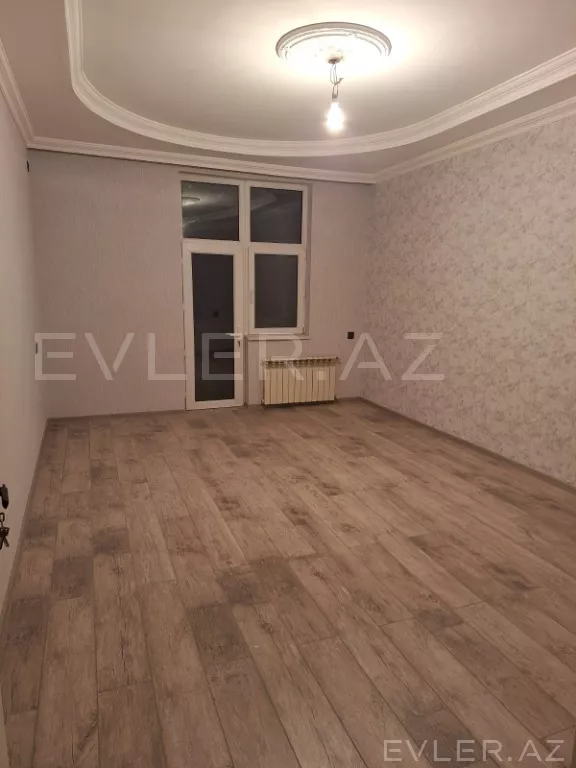 Satılır, yeni tikili