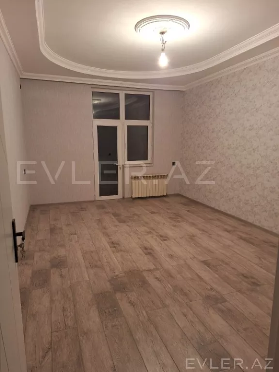 Satılır, yeni tikili