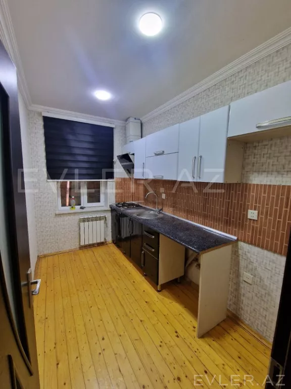 Satılır, həyət evi/villa