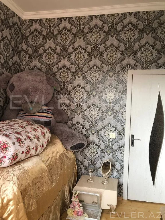 Satılır, yeni tikili