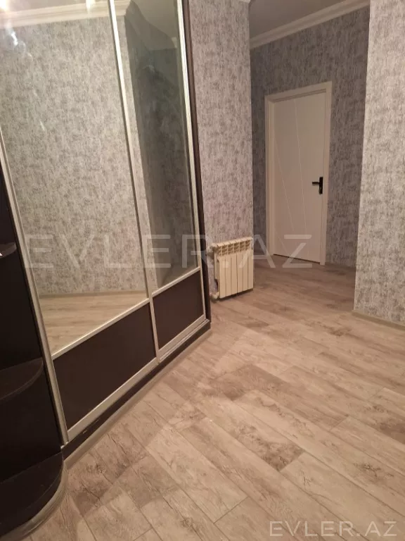 Satılır, yeni tikili