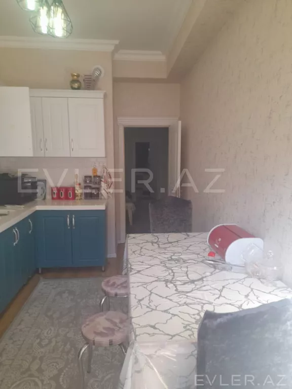 Satılır, yeni tikili