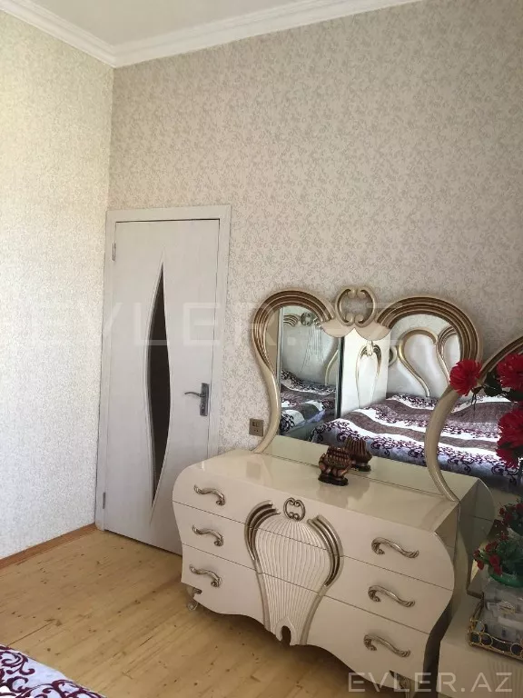 Satılır, yeni tikili