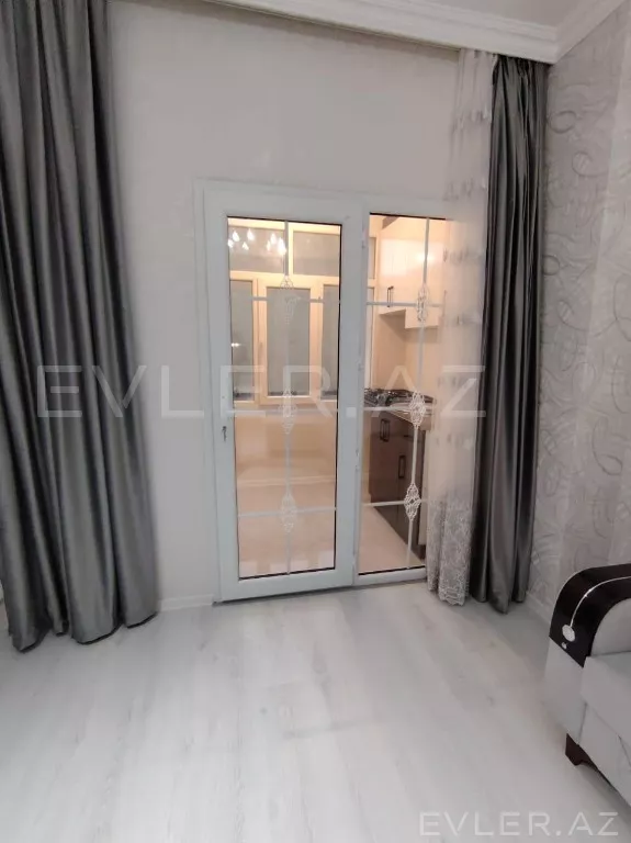 Satılır, yeni tikili