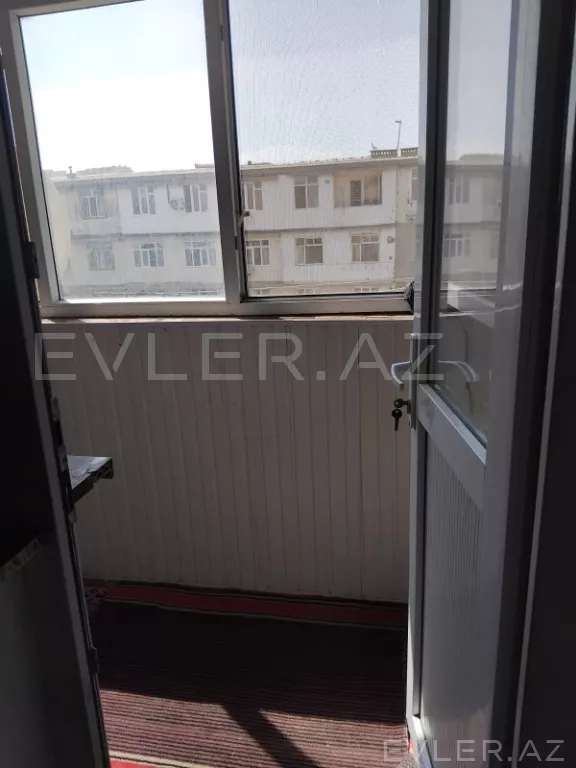 Satılır, köhnə tikili