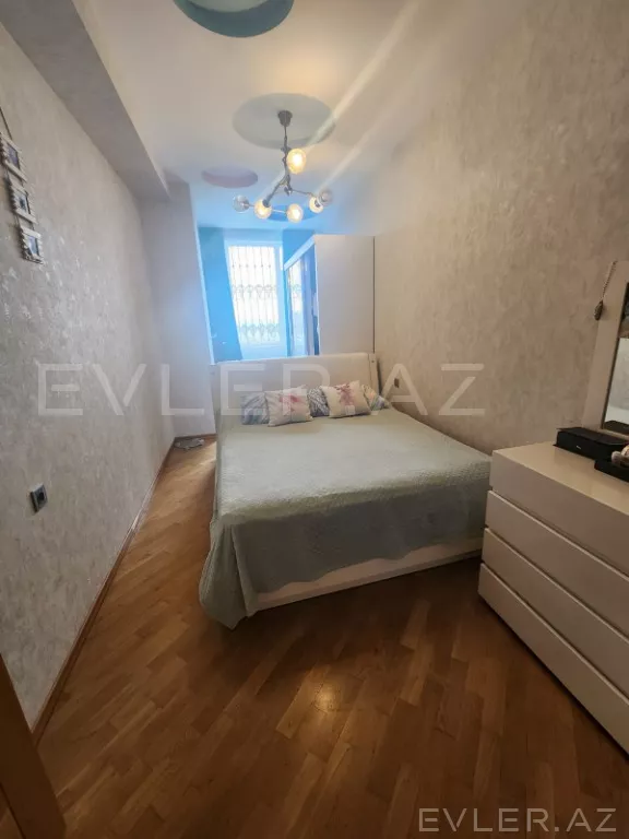Satılır, yeni tikili