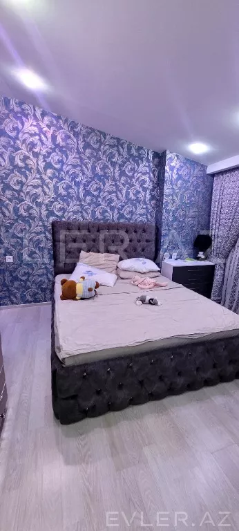 Satılır, yeni tikili