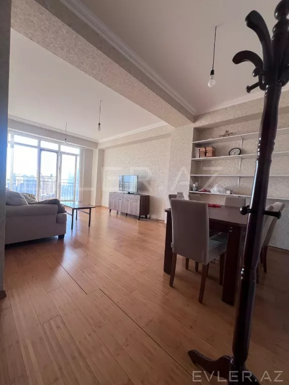 Satılır, yeni tikili