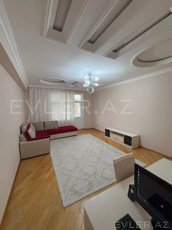 Satılır, yeni tikili