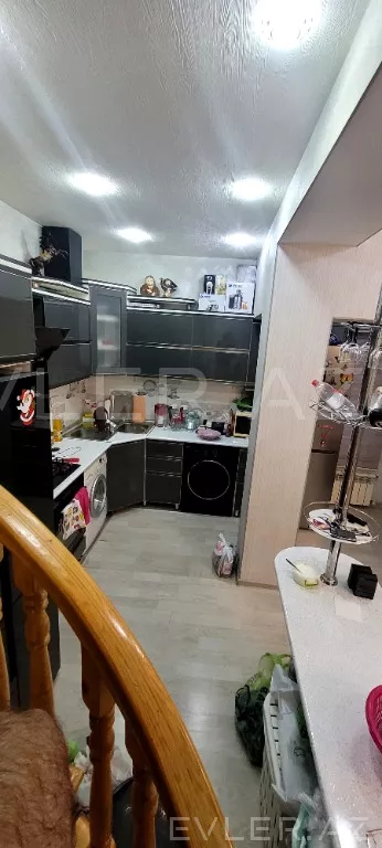 Satılır, yeni tikili