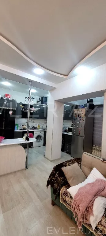 Satılır, yeni tikili