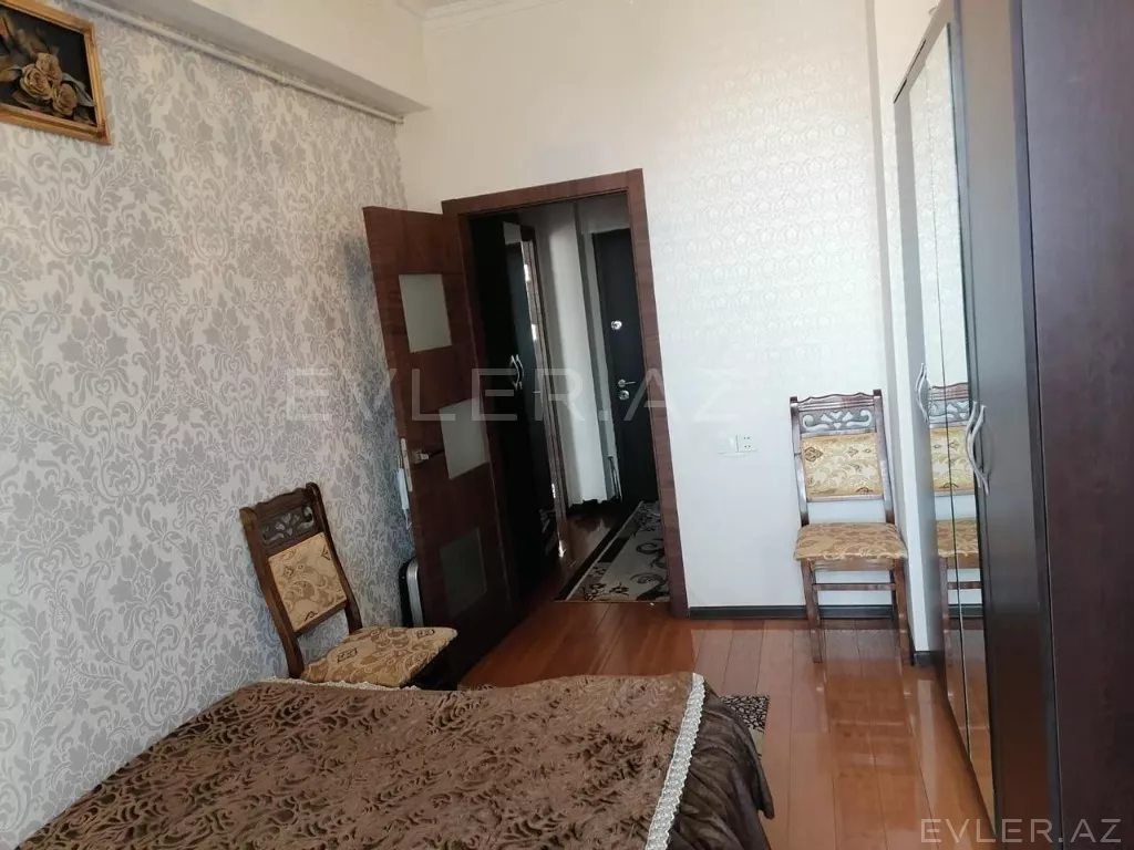 Satılır, yeni tikili