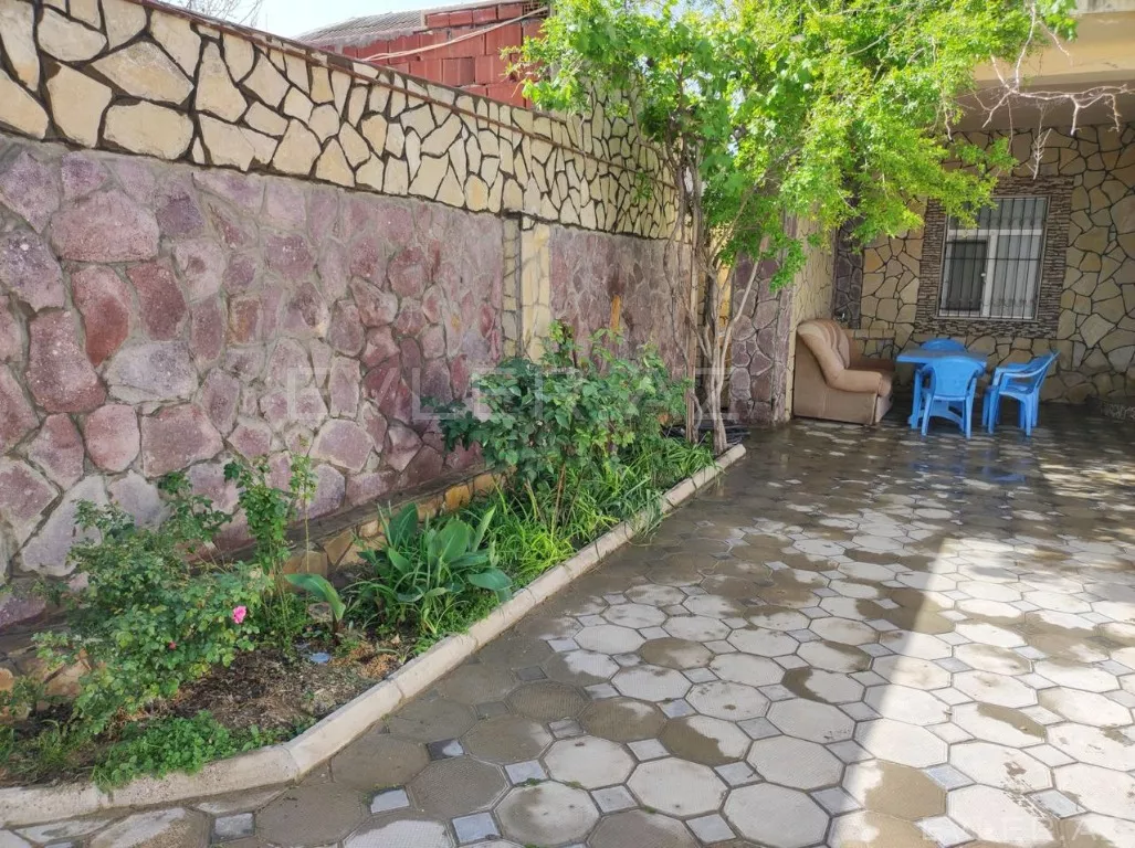 Satılır, həyət evi/villa
