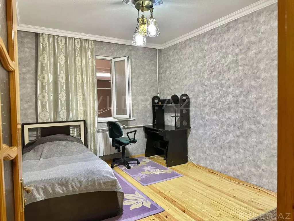 Satılır, köhnə tikili