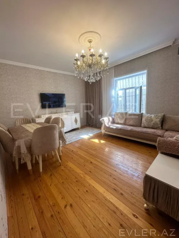 Satılır, həyət evi/villa