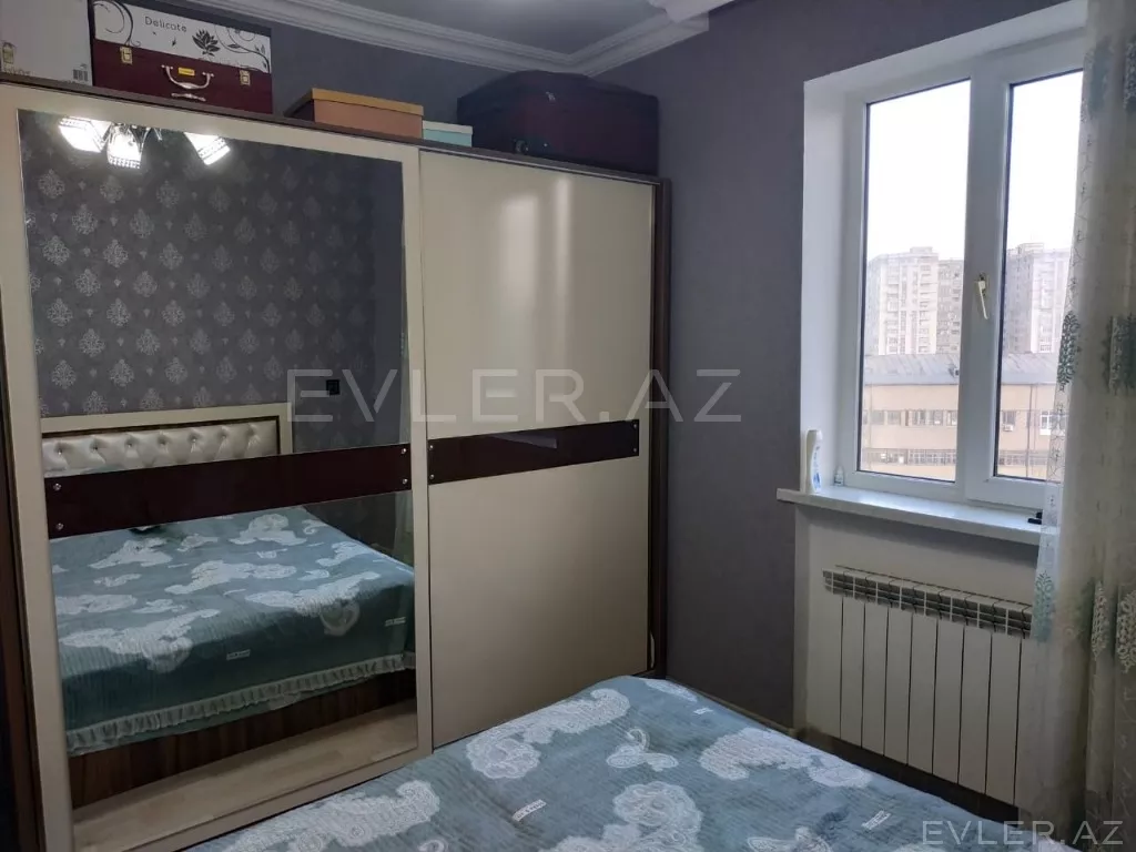 Aylıq, köhnə tikili