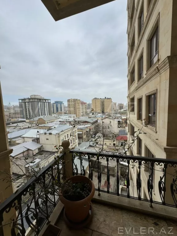 Satılır, yeni tikili