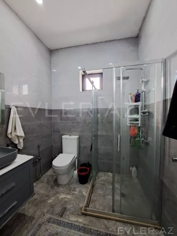 Satılır, həyət evi/villa