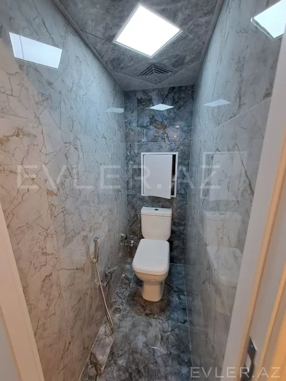 Satılır, köhnə tikili