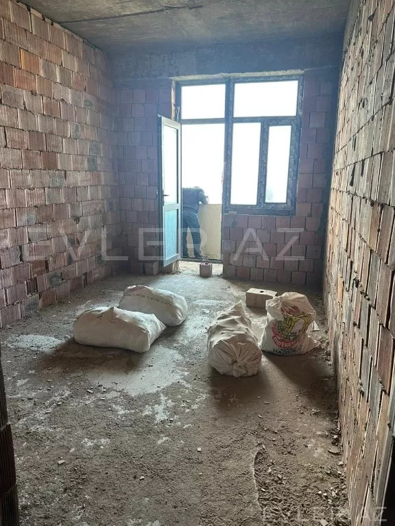 Satılır, yeni tikili