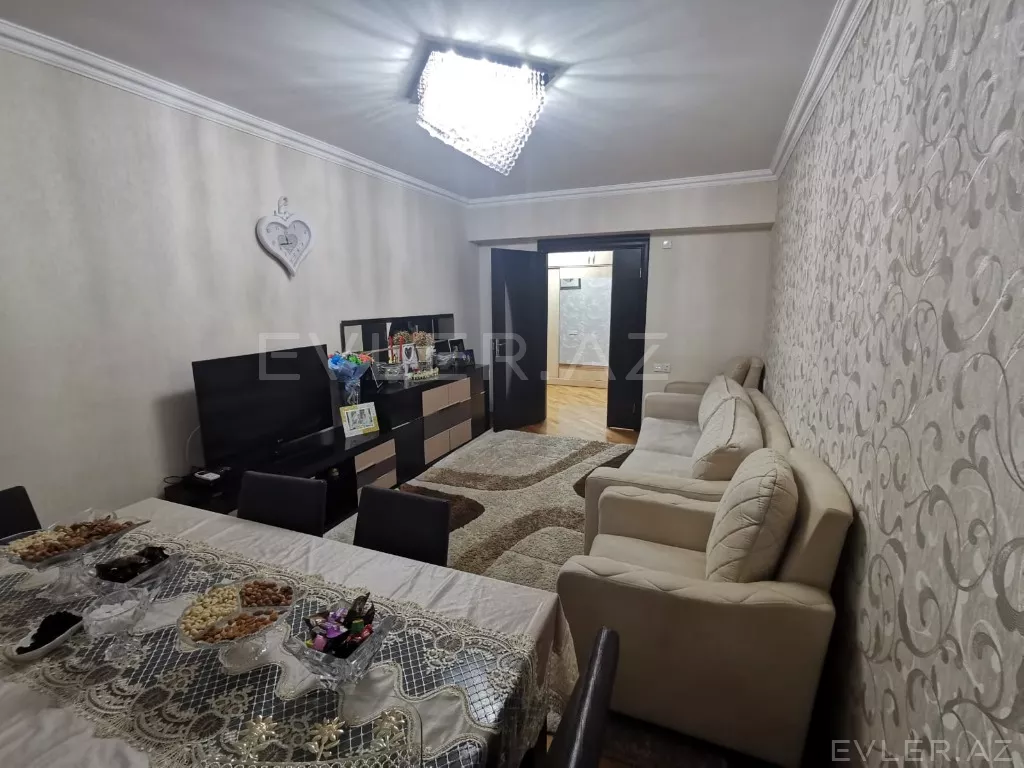 Satılır, yeni tikili