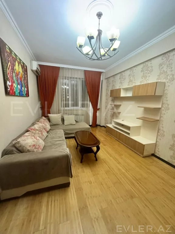 Satılır, yeni tikili