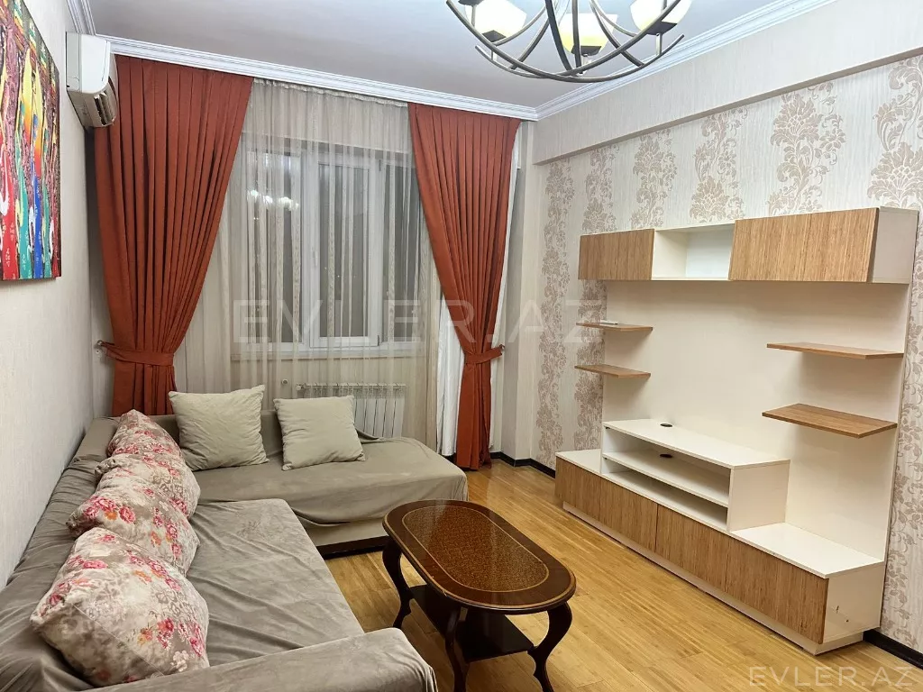 Satılır, yeni tikili