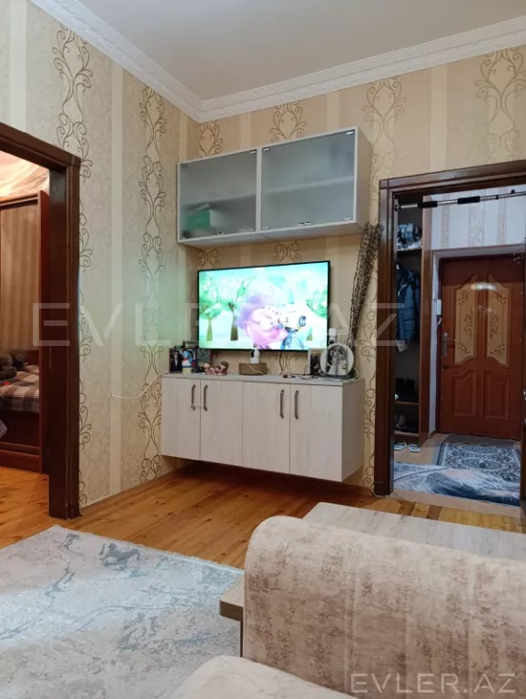 Satılır, yeni tikili