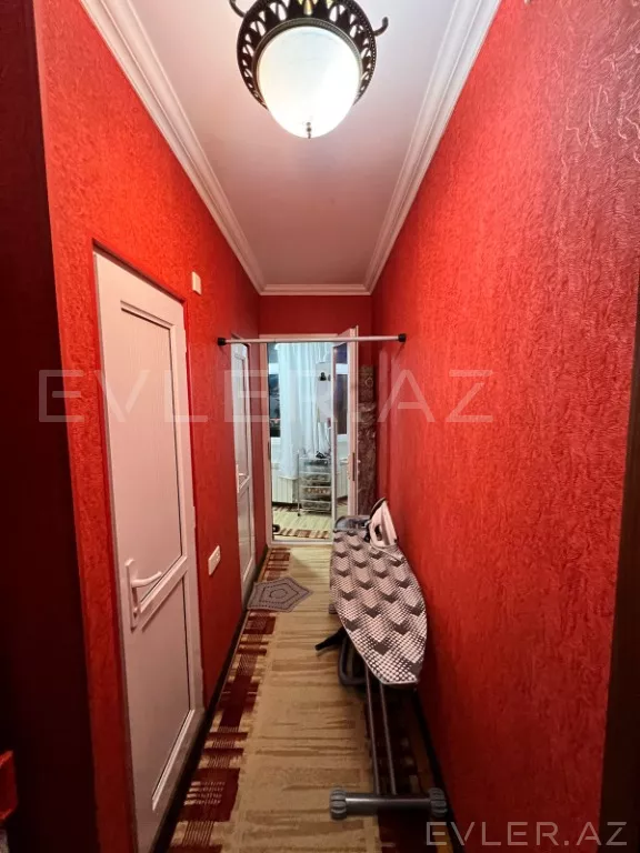 Satılır, köhnə tikili