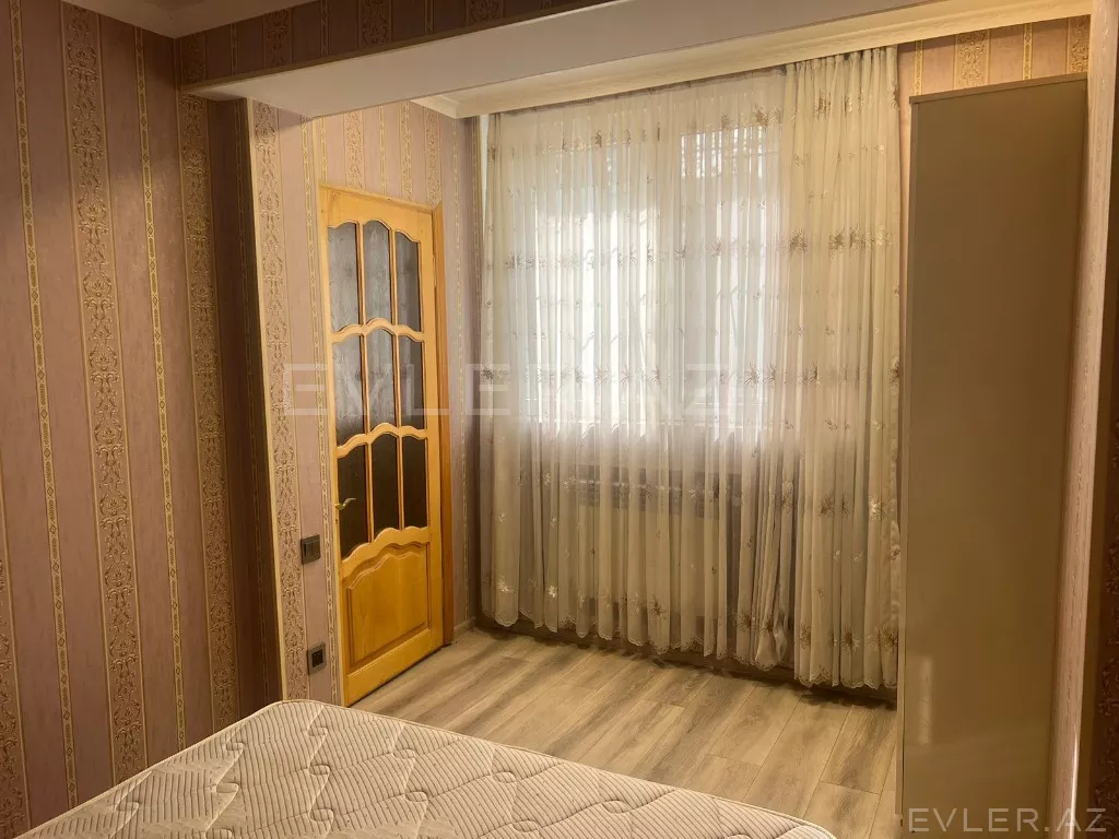 Aylıq, köhnə tikili