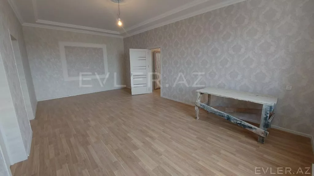 Satılır, həyət evi/villa