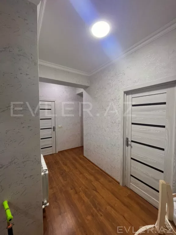 Satılır, yeni tikili