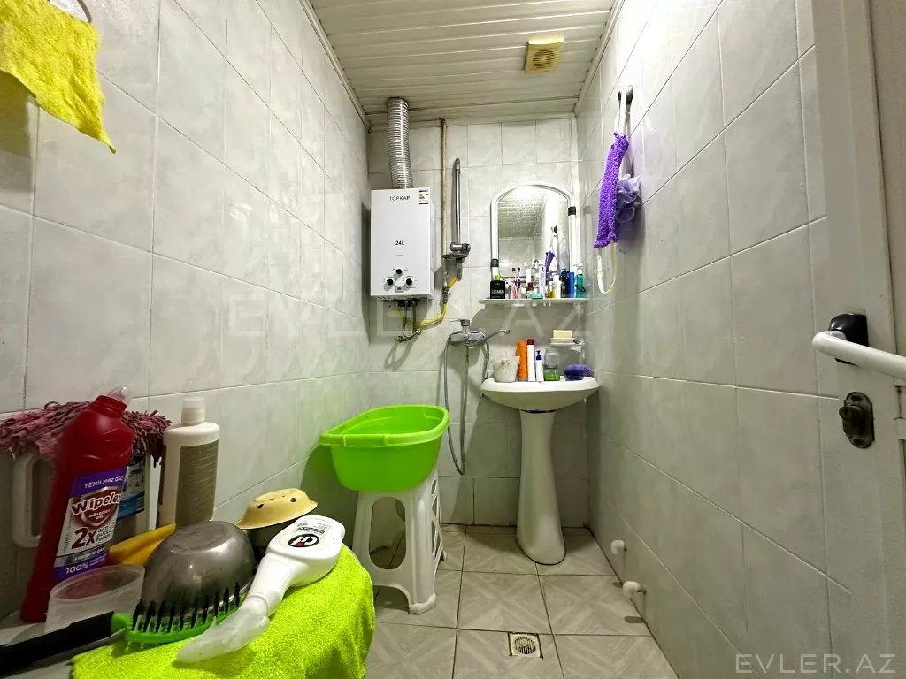 Satılır, köhnə tikili