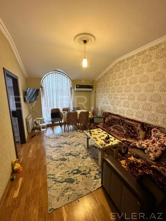 Satılır, yeni tikili
