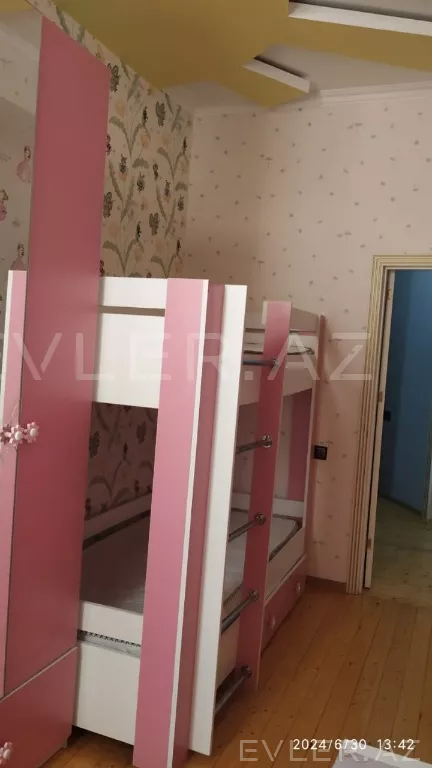 Satılır, yeni tikili