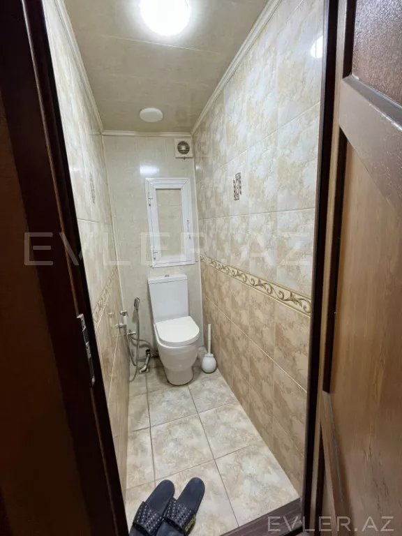 Satılır, köhnə tikili