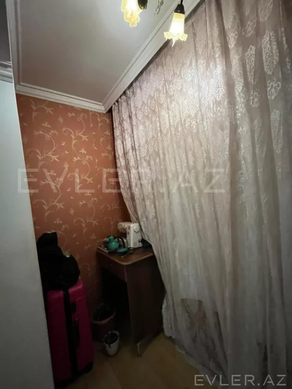 Satılır, köhnə tikili