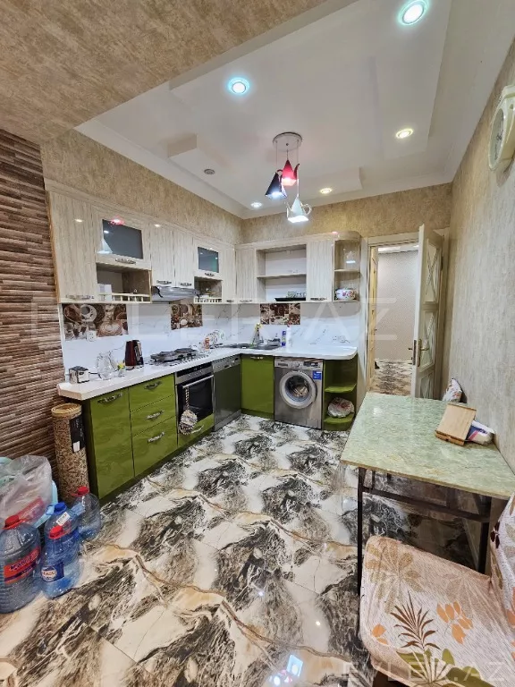 Satılır, yeni tikili