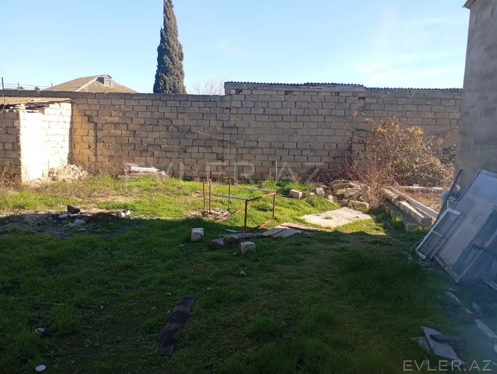 Satılır, həyət evi/villa