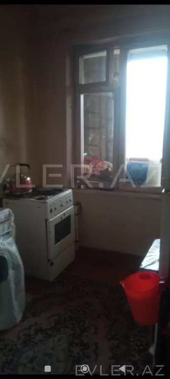 Satılır, köhnə tikili