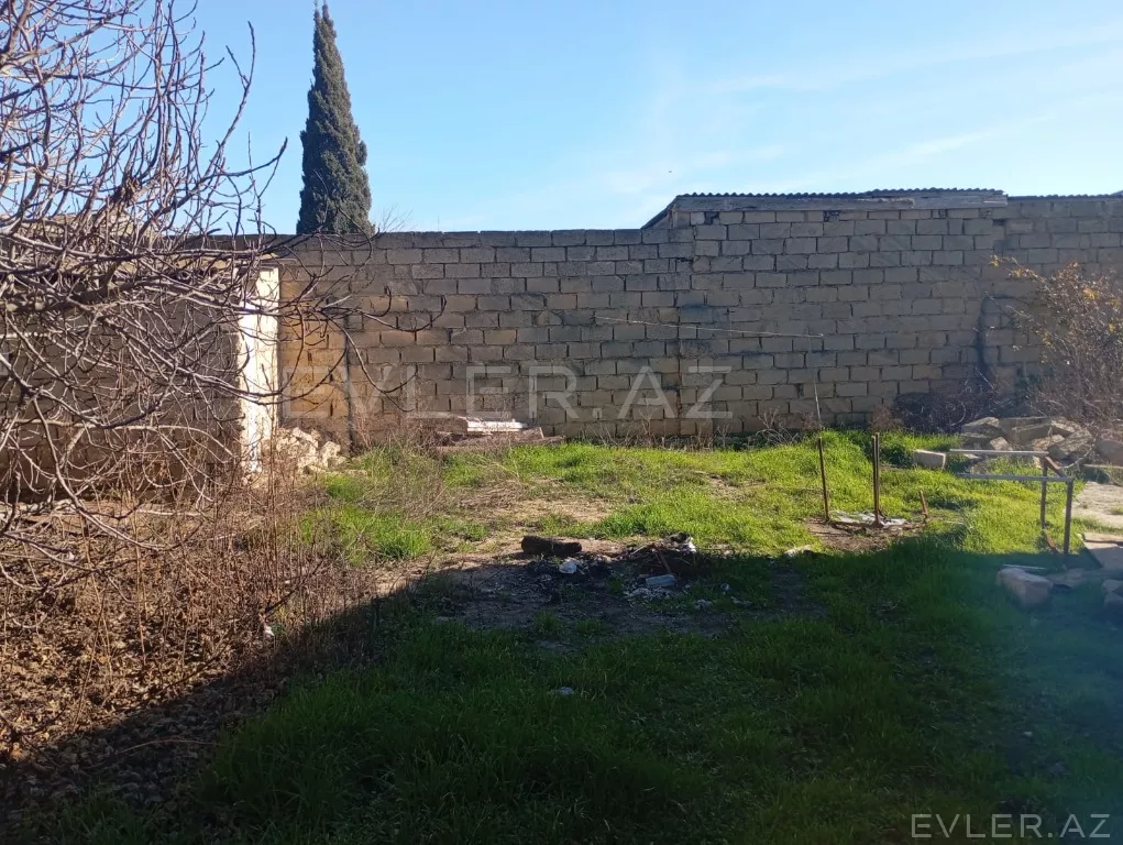 Satılır, həyət evi/villa