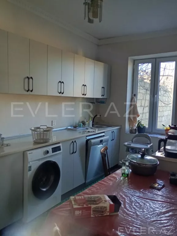 Satılır, həyət evi/villa