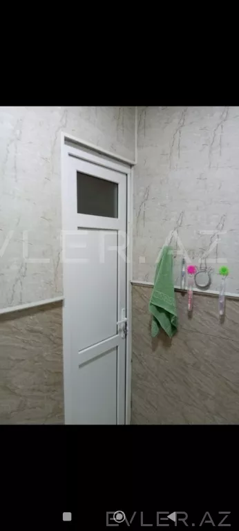 Satılır, köhnə tikili