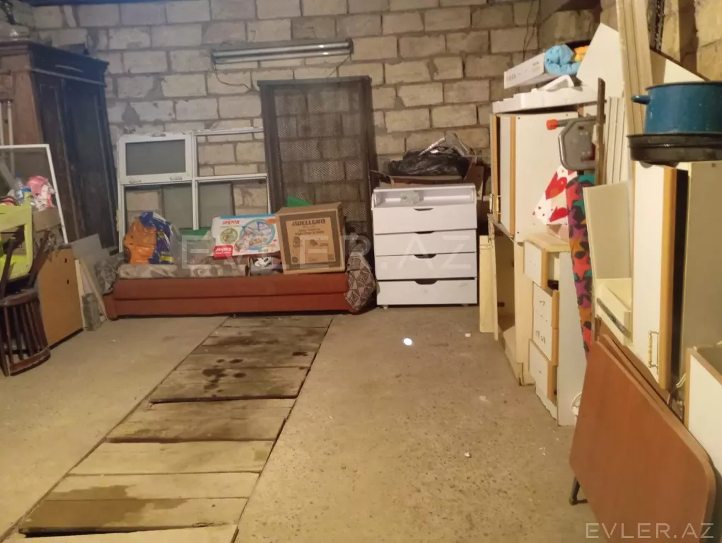 Satılır, həyət evi/villa