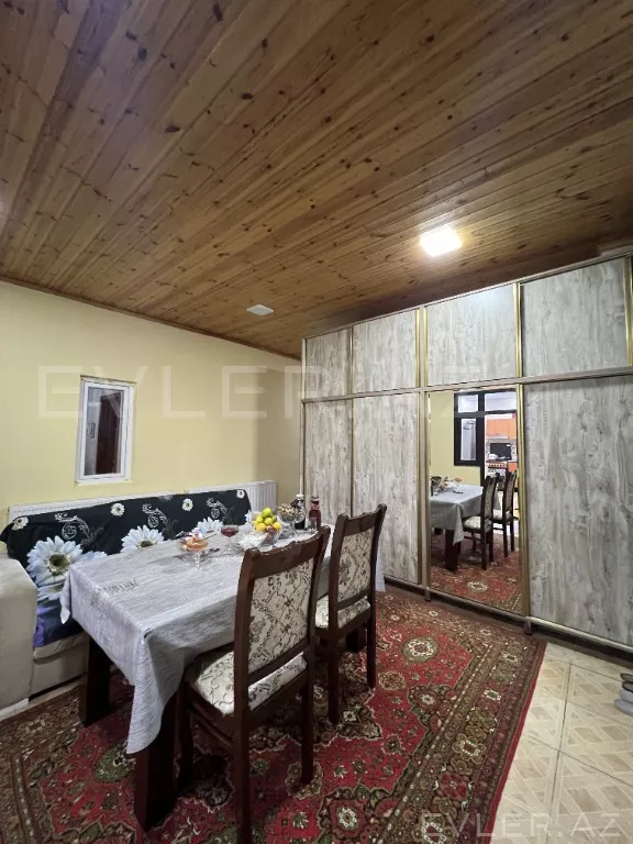 Satılır, həyət evi/villa