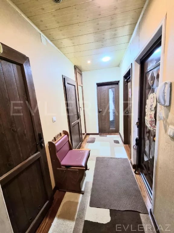 Satılır, köhnə tikili