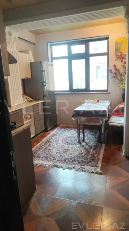 Satılır, yeni tikili
