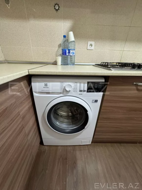 Satılır, yeni tikili