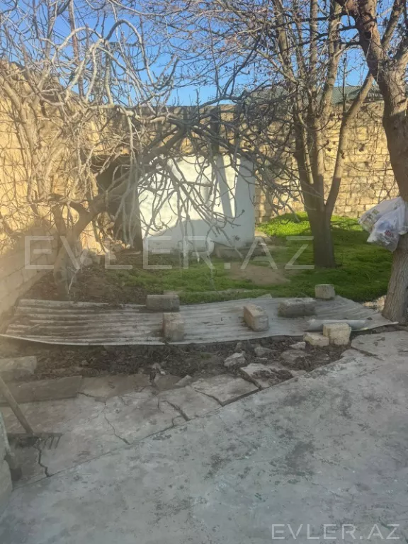 Satılır, həyət evi/villa