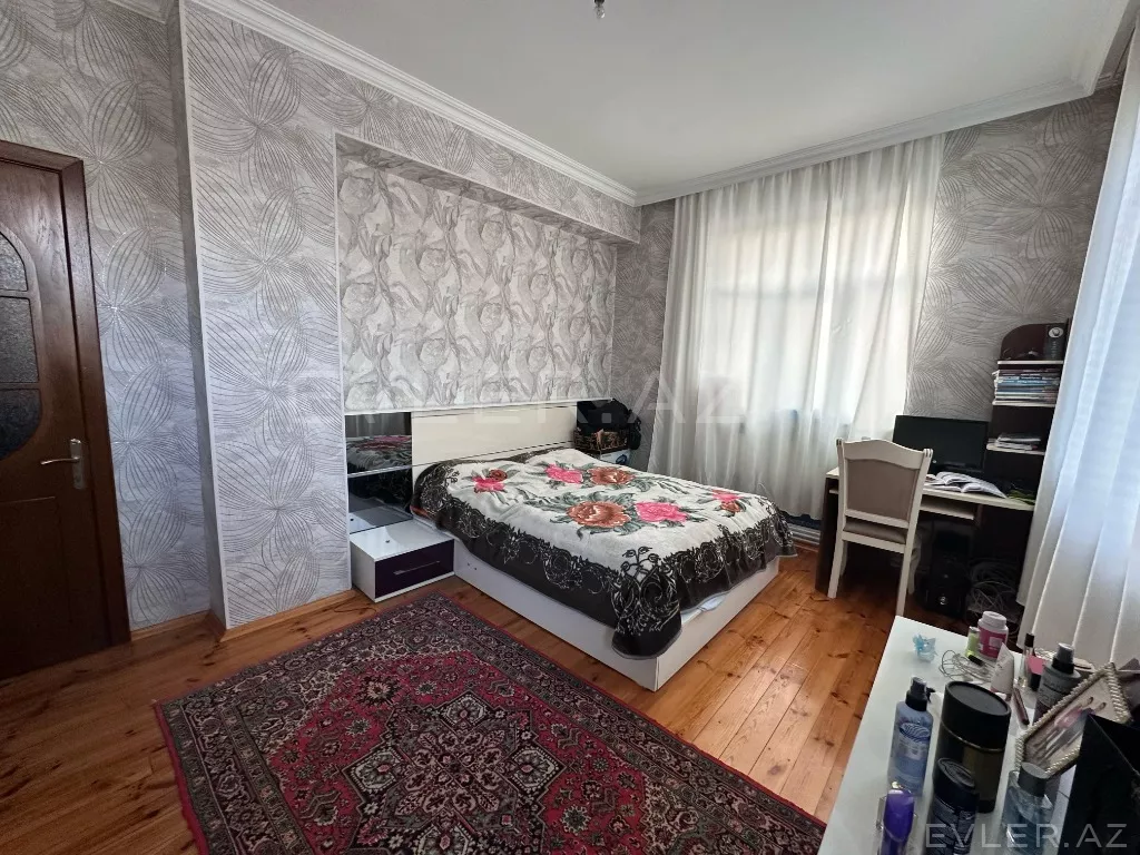 Satılır, yeni tikili